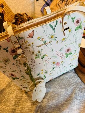 Nanette Lepore Cream Floral Botanical Tote with Gold Hardware